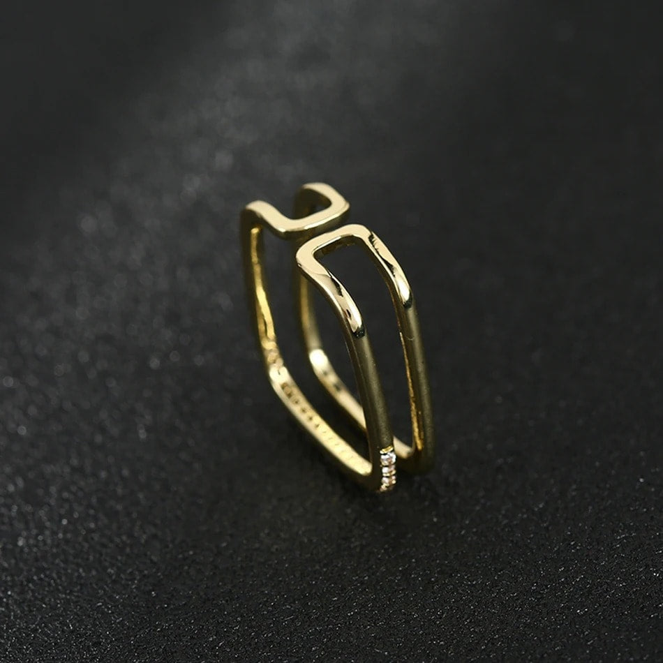 Inel auriu, suflat cu aur 14k, reglabil, forma patrata, cu pietre din zirconiu, Saara C5