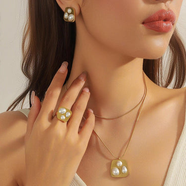 Inel auriu, reglabil, din otel inoxidabil, suflat cu aur 18k, cu perle, Cissy C4