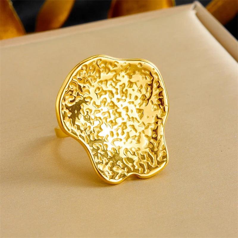 Inel auriu, reglabil, din otel inoxidabil, suflat cu aur 18k, texturat, Clodette C4 - Pursehuit.ro