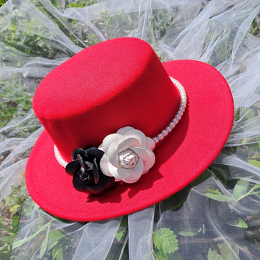 Palarie rosie, stil canotiera, handmade, cu flori si perle, Senaida - Pursehuit.ro
