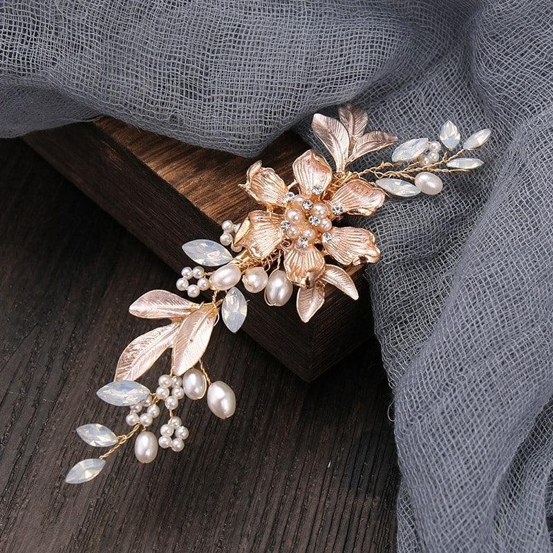 Set 2 accesorii par, rose gold, cu pietre si perle, Helma C7 - Pursehuit.ro