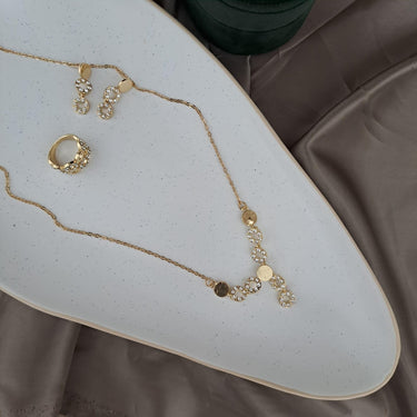 Set colier, cercei si inel, cu pietre, auriu, Lissett C2 - Pursehuit.ro