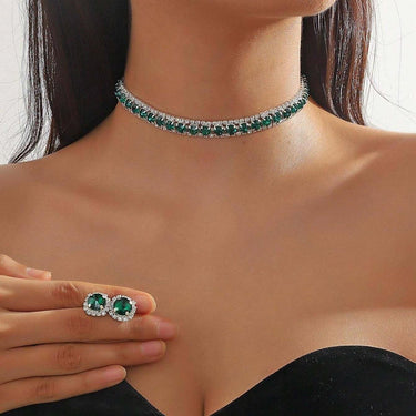 Set colier choker si cercei, argintiu, cu pietre verzi din zirconiu, Nicklas C1 - Pursehuit.ro
