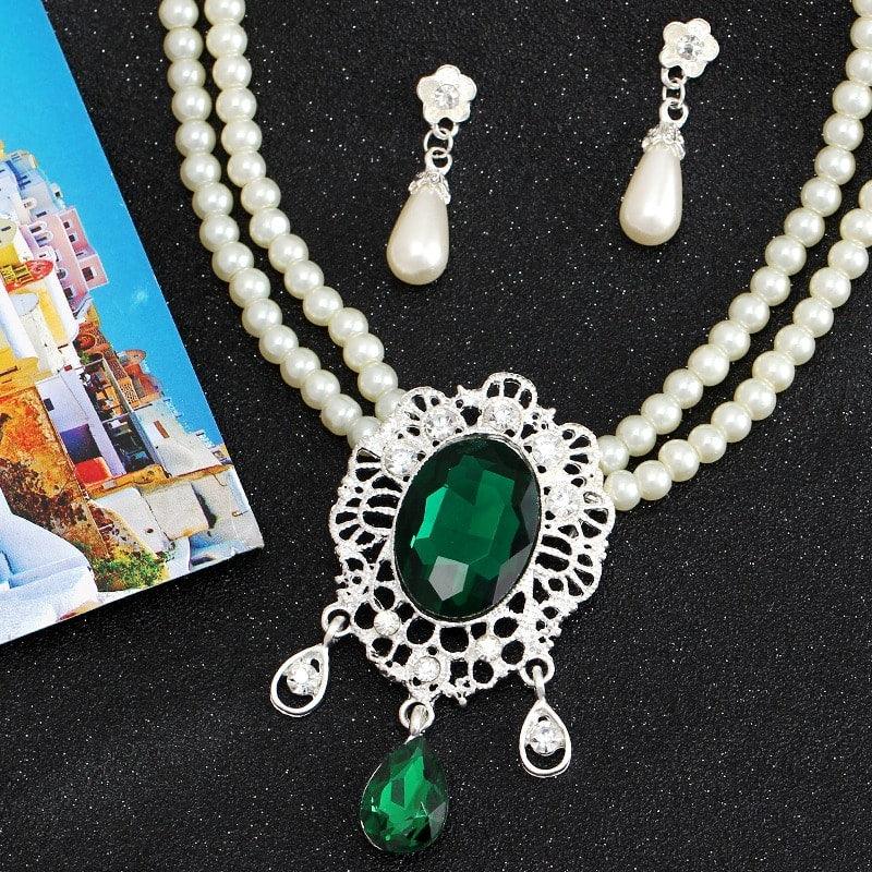 Set colier si cercei, argintiu, cu perle, Ottine C1 - Pursehuit.ro