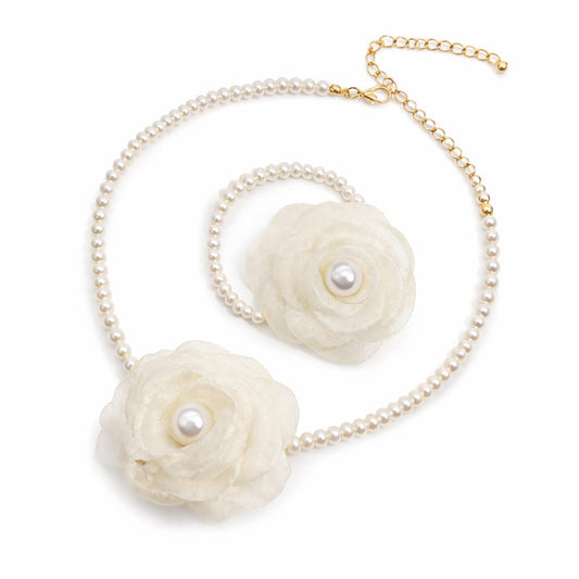 Set colier choker si bratara, cu floare alb unt si perle, Beatriz C14