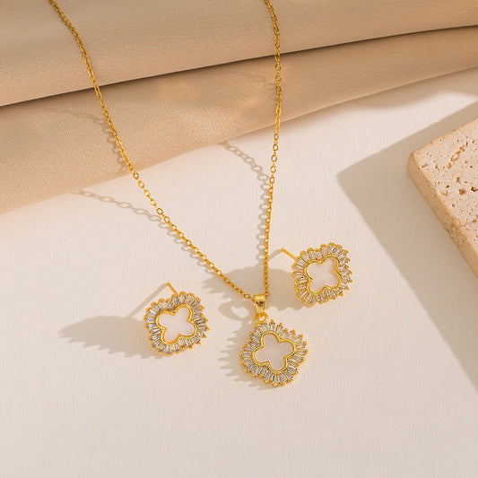 Set colier si cercei, auriu, din otel inoxidabil, suflat cu aur 18k, forma de trifoi cu pietre din zirconiu, Helgie C3