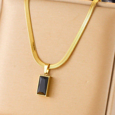 Set colier si cercei, auriu, cu pietre negre, din otel inoxidabil, suflat cu aur 18k, Velyra C3