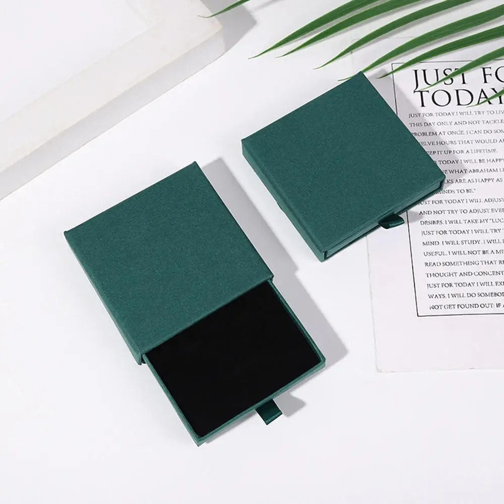Cutie pentru cadou, verde, cu sertar si buretel, 8 cm x 8 cm x 1.7 cm